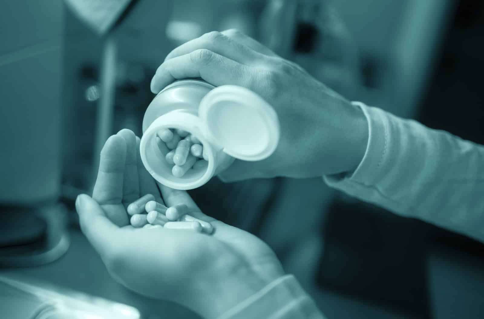 Understanding Kratom Addiction and Dependency